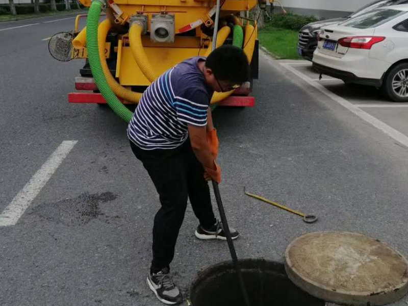 岳麓区管道疏通 化粪池清理 水电维修 管道改道