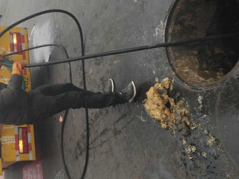 岳麓区环卫车清理化粪池 高压车疏通管道 清洗管道