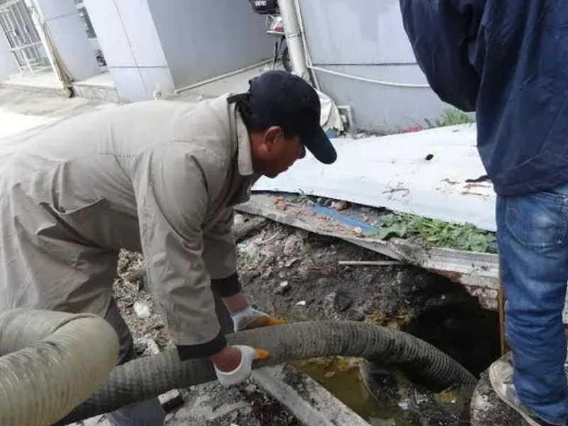 岳麓区下水道疏通 岳麓区疏通厕所厨房师傅